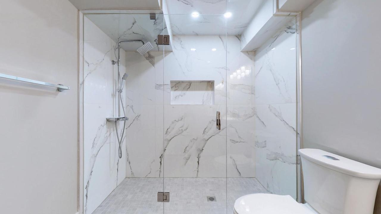 Stunning 2Br Lower Level Unit วอน ภายนอก รูปภาพ
